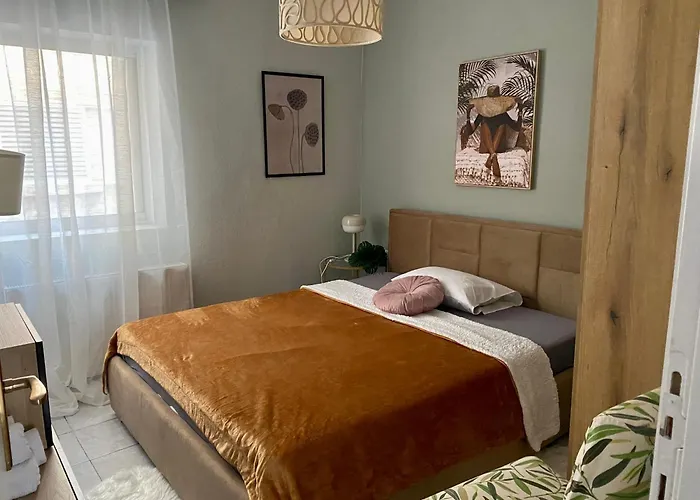 Pearls Luxury In 아파트